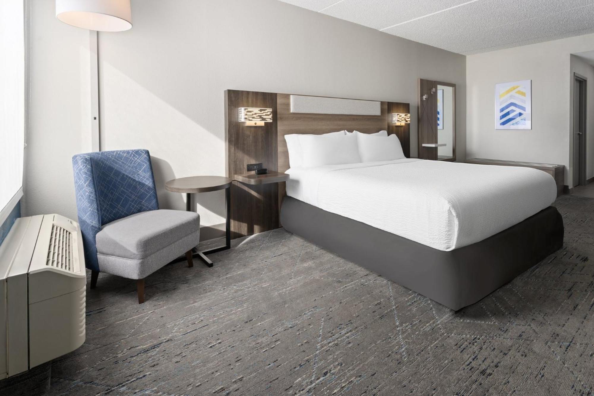 Holiday Inn Express Harrisburg I-81 - Hershey By Ihg Manadahill Exterior photo